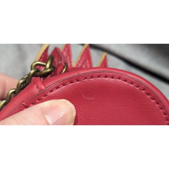 Disney Descendants Evie Heart Crown Purse With Gold Tone Chain And Details - Picture 15 of 16